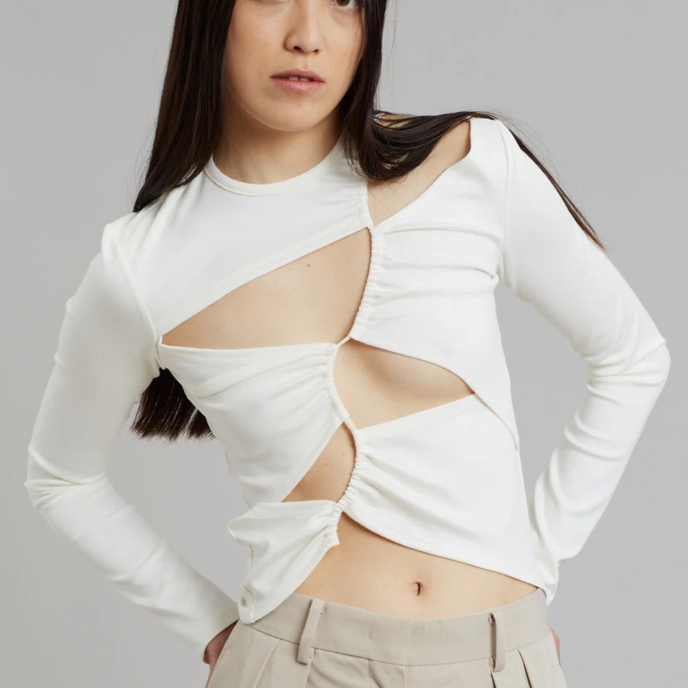 SID NEIGUM: Inverse Tension Cutout Top